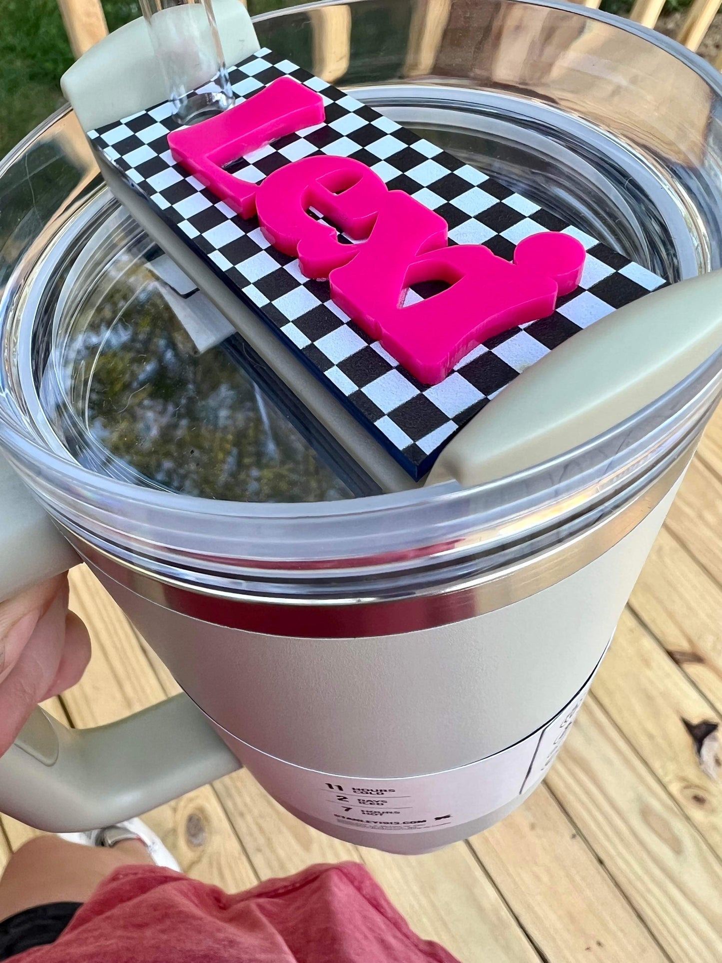 Checkered cup topper