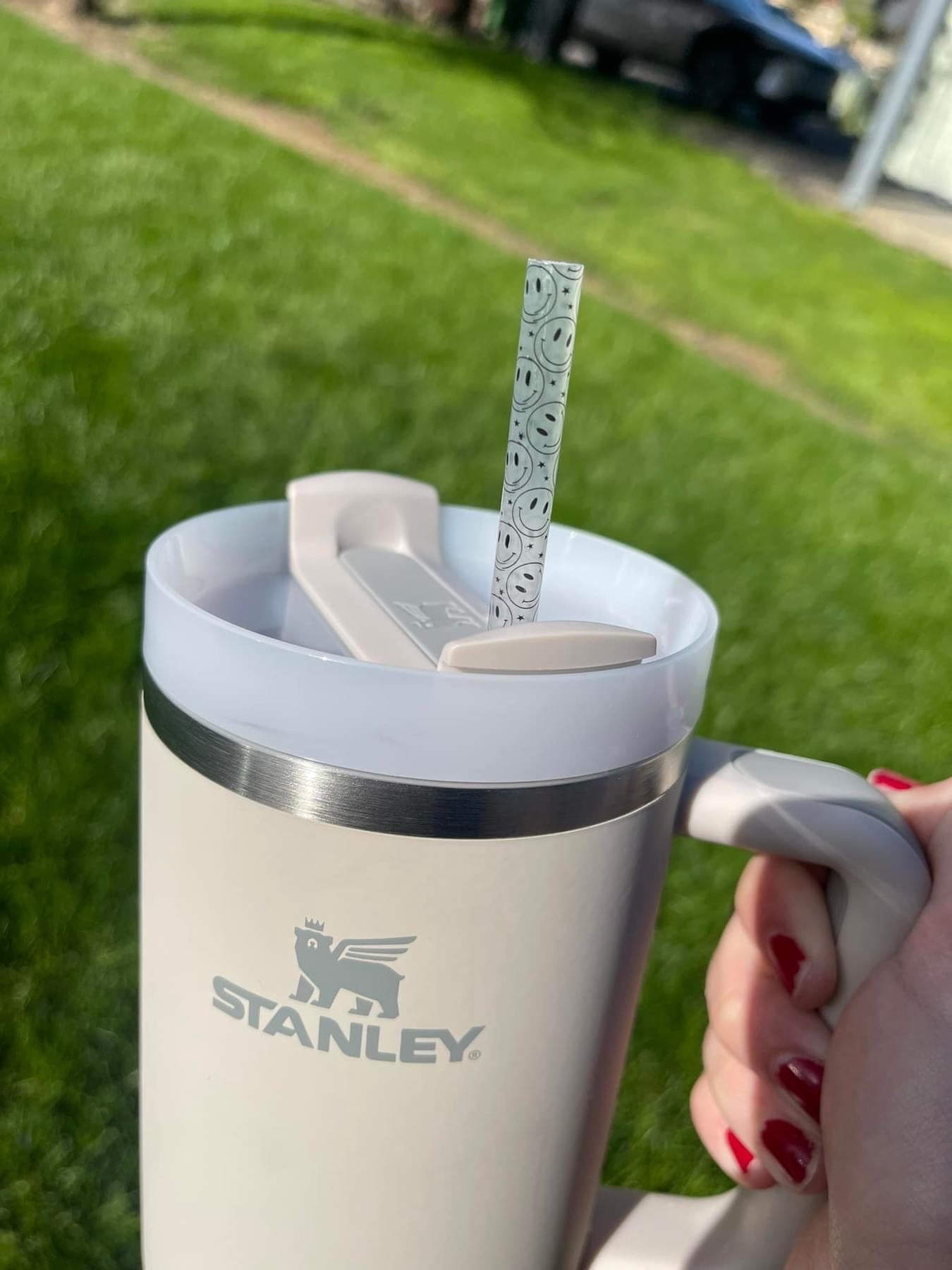 Smiley 12 inch straw