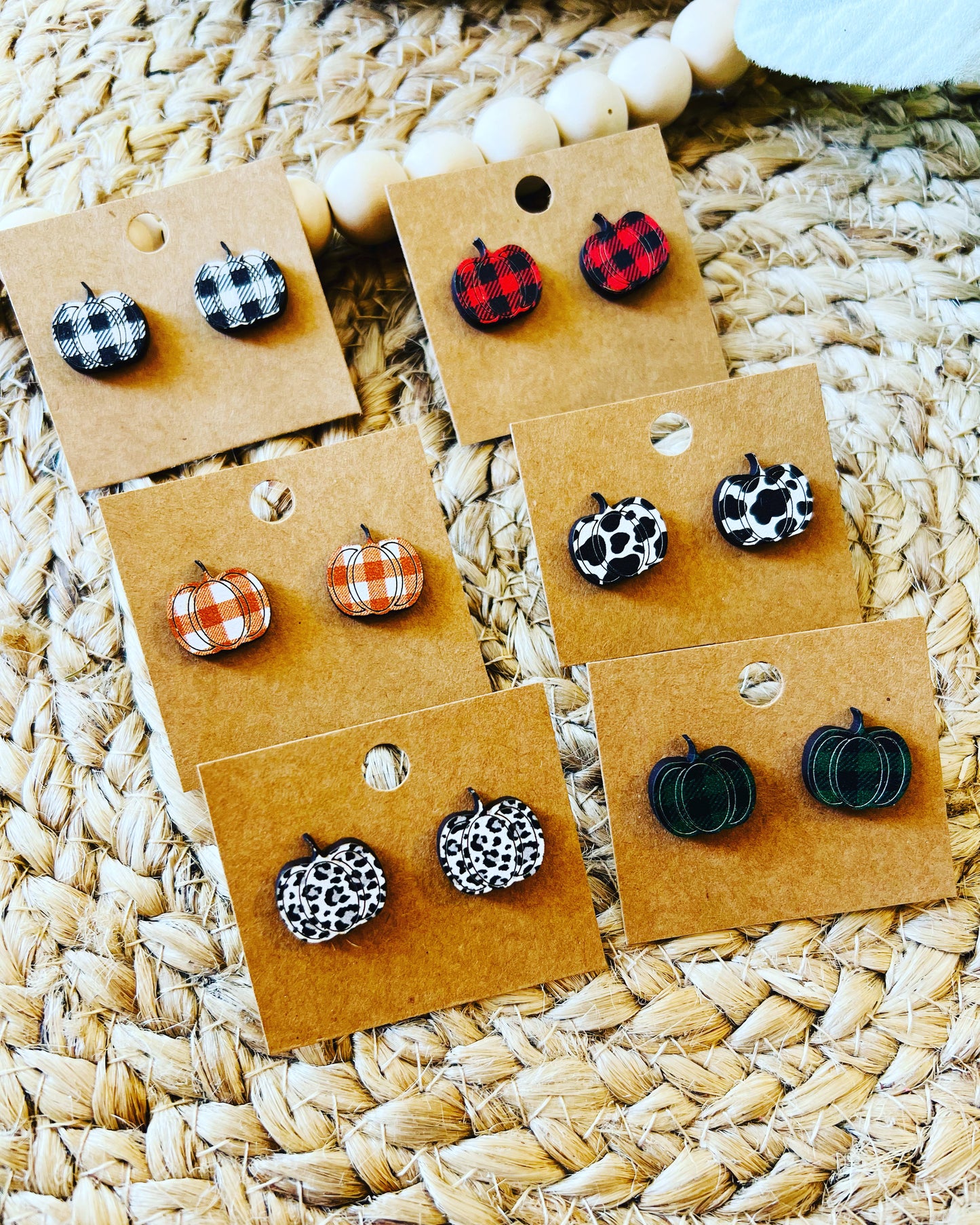 Pumpkin stud earrings